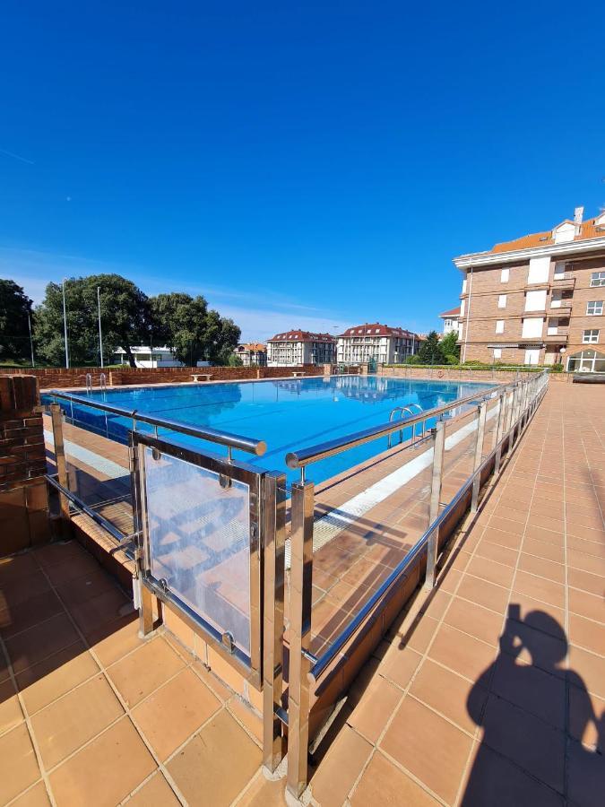 Noja. Piso En Noja A 5 Minutos De La Playa De Ris Apartment Екстериор снимка