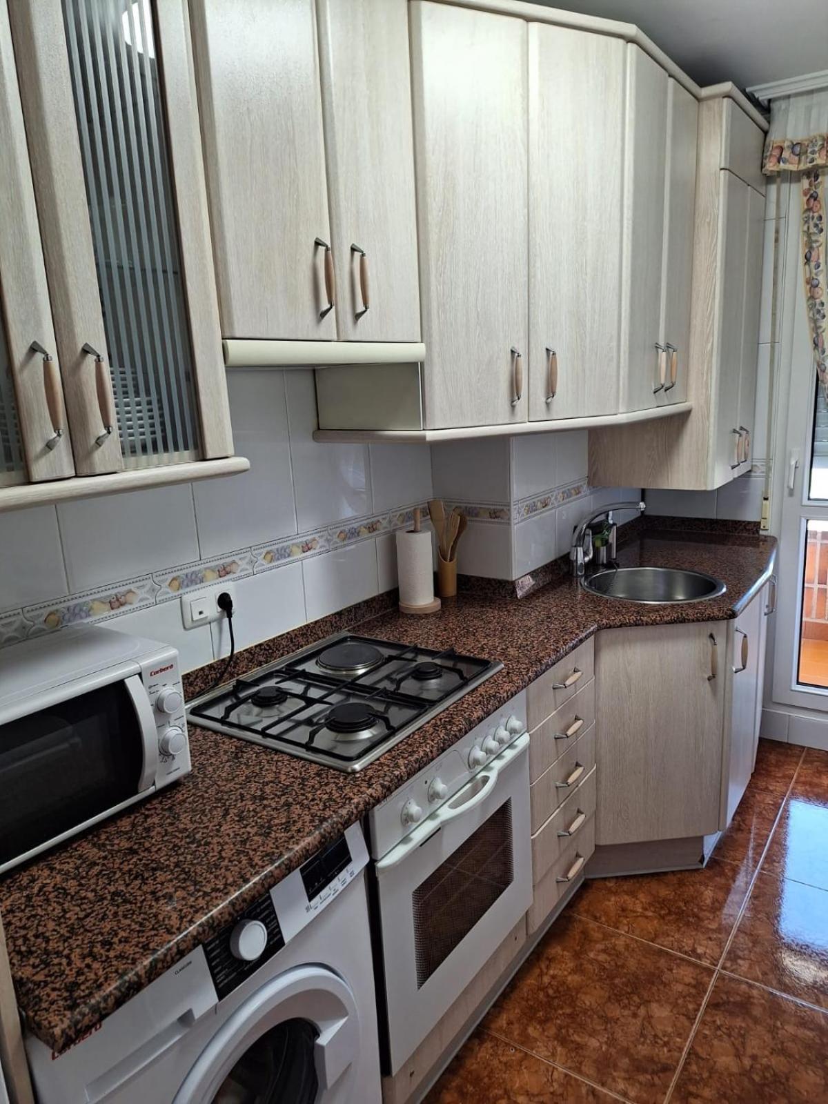 Noja. Piso En Noja A 5 Minutos De La Playa De Ris Apartment Екстериор снимка